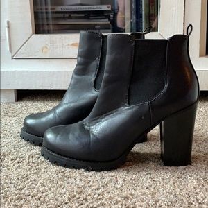Barely worn Chinese Laundry booties